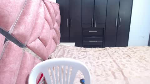 Snapshot of moan_sex1 chatting on April 21, 2:04 am Catalina online show from April 21, 2:04 am