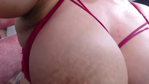 Snapshot of moan_sex1 chatting on April 21, 9:17 pm Catalina online show from April 21, 9:17 pm