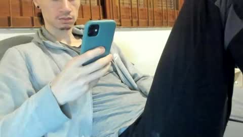 DigBreed online show from November 8, 12:27 pm