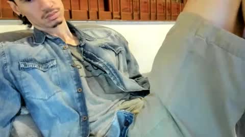 DigBreed online show from December 17, 10:54 am