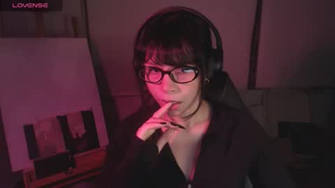 Snapshot of modjo_ chatting on April 21, 5:03 am Modjo online show from April 21, 5:03 am
