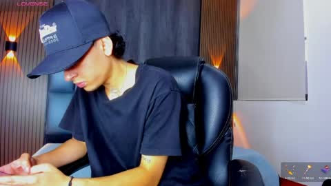 Snapshot of mohamed_malik chatting on May 19, 11:38 am mohamed_malik online show from May 19, 11:38 am