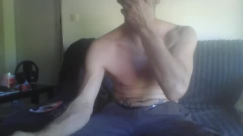 Snapshot of mohican69hot chatting on April 17, 3:37 pm mohican69hot online show from April 17, 3:37 pm