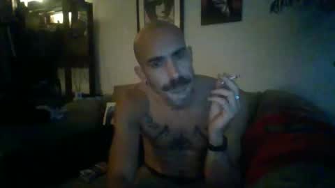 Snapshot of moica84 chatting on October 25, 6:43 am moica84 online show from October 25, 6:43 am