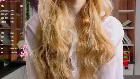 Laura online show from January 16, 1:09 am