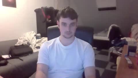 moistbreadstick online show from May 8, 10:37 pm