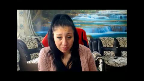 moistmady online show from May 14, 12:01 pm