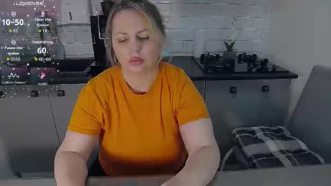 erika online show from February 9, 8:18 am