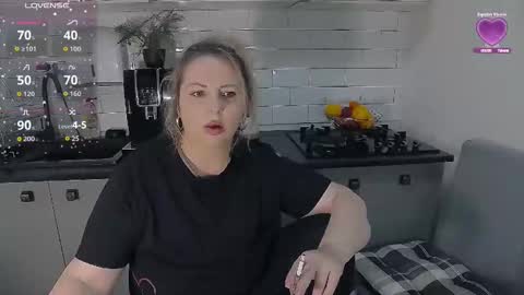 erika online show from February 15, 4:36 pm