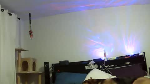 mojoe420 online show from November 12, 1:28 am