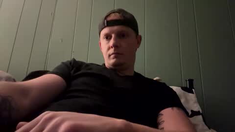 Snapshot of mojozz chatting on January 11, 12:26 am LookinForFun online show from January 11, 12:26 am