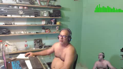 Snapshot of mokkaccmm chatting on December 7, 10:28 pm Mokkaf online show from December 7, 10:28 pm