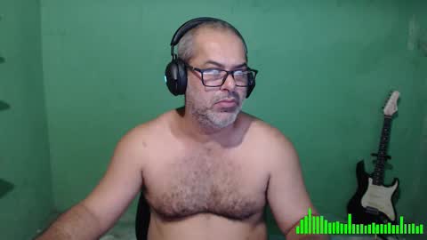 Snapshot of mokkaccmm chatting on February 18, 1:32 am Mokkaf online show from February 18, 1:32 am