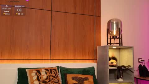 moliqin online show from April 24, 7:33 am