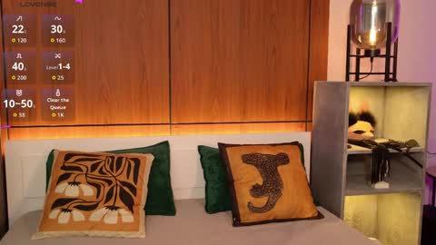 moliqin online show from April 25, 7:22 am