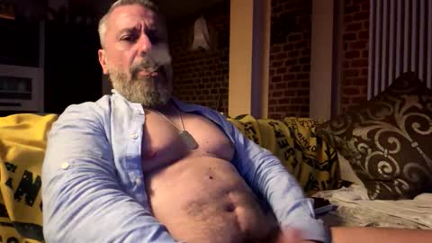 Snapshot of molitsrymale69 chatting on May 20, 6:14 pm molitsrymale69 online show from May 20, 6:14 pm