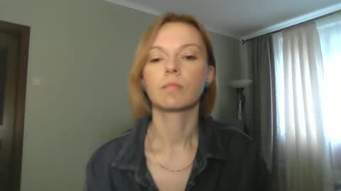 Snapshot of mollilove chatting on June 3, 3:50 pm mollilove online show from June 3, 3:50 pm