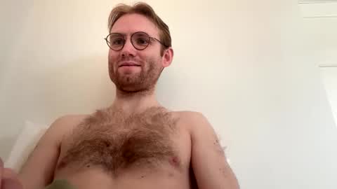 molliter online show from March 30, 1:34 pm