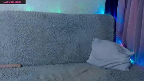 Molly1sex online show from May 16, 6:10 am