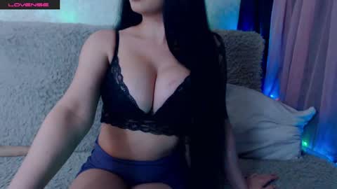 Molly1sex online show from May 30, 8:11 am
