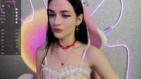 Snapshot of molly_crystall chatting on May 31, 3:26 am Molly - online show from May 31, 3:26 am