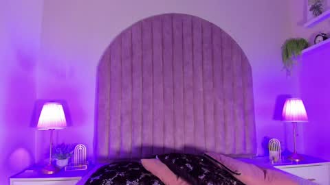 Molly Jackson online show from December 24, 2:12 pm