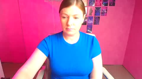 Snapshot of molly_mis chatting on May 14, 12:01 pm Molly online show from May 14, 12:01 pm
