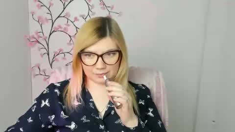 Molly online show from February 24, 12:36 pm