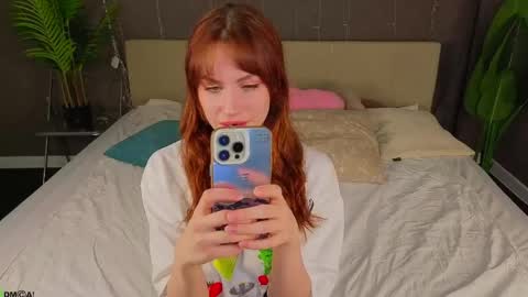 Molly online show from April 24, 11:40 pm