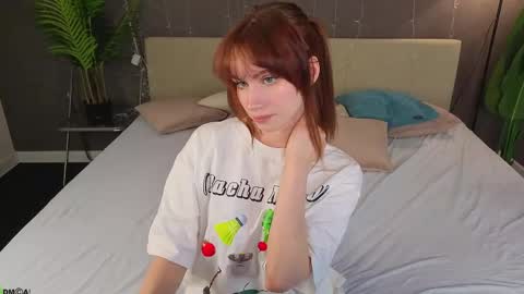 Molly online show from April 29, 12:16 am