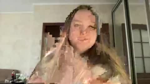Snapshot of mollyas chatting on July 8, 2:54 pm Alice online show from July 8, 2:54 pm