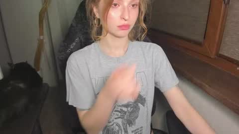 Snapshot of mollydangerous chatting on October 13, 5:46 pm Taisha online show from October 13, 5:46 pm