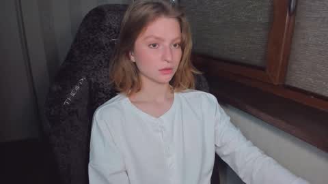 Snapshot of mollydangerous chatting on October 26, 7:25 am Taisha online show from October 26, 7:25 am