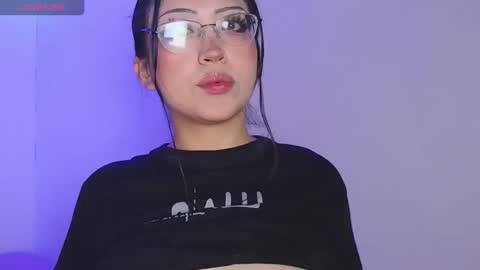 Snapshot of mollyghostly chatting on October 30, 10:43 pm   Please follow me and rate me a thumbs up online show from October 30, 10:43 pm