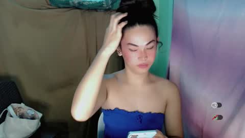 Snapshot of mollygrandexx69 chatting on March 3, 9:48 am mollygrandexx69 online show from March 3, 9:48 am