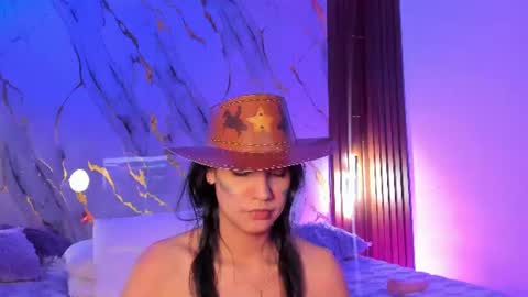 Snapshot of mollylewis18 chatting on June 28, 2:39 am New girl Emily Valentina Michelle online show from June 28, 2:39 am