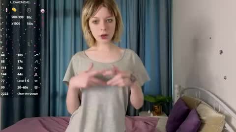 Snapshot of mollysally chatting on May 14, 3:13 am mollysally online show from May 14, 3:13 am