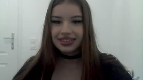 Snapshot of mollysexgirl chatting on July 10, 2:19 pm Molly online show from July 10, 2:19 pm