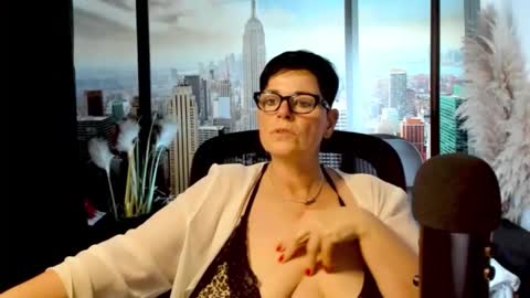 Snapshot of mollysun chatting on November 11, 7:14 pm MollySun Nina Randmann online show from November 11, 7:14 pm