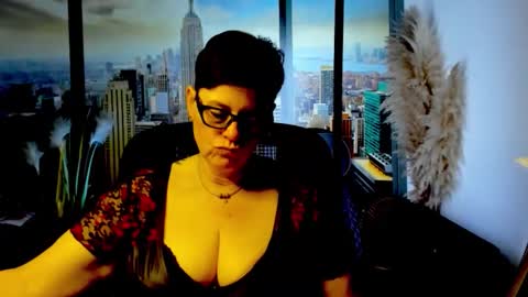 Snapshot of mollysun chatting on November 18, 7:51 pm MollySun Nina Randmann online show from November 18, 7:51 pm