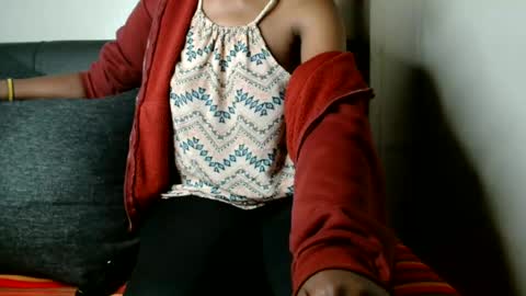Snapshot of mollyxxxarial chatting on June 18, 8:47 am Molly online show from June 18, 8:47 am
