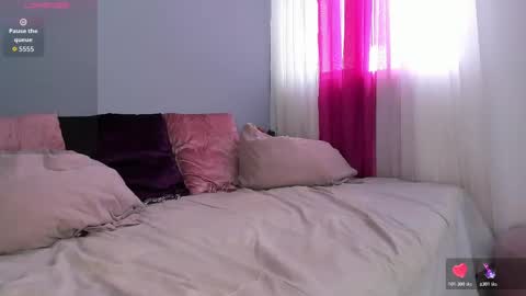 Molly online show from November 15, 4:14 pm