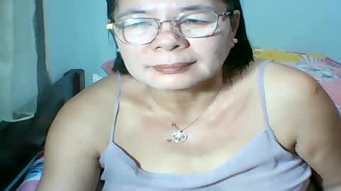 mombastic55 online show from July 5, 11:50 am