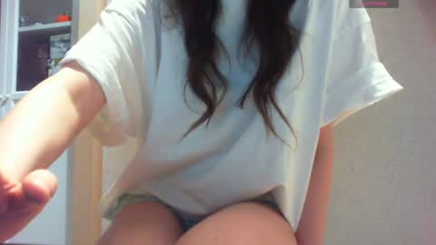 Snapshot of momentbeforedown chatting on December 29, 9:09 pm Hailey online show from December 29, 9:09 pm