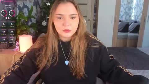 Leah online show from January 17, 12:10 pm