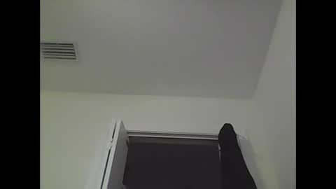 Snapshot of mommabearanpoppabear850 chatting on October 22, 10:09 pm mommabearanpoppabear850 online show from October 22, 10:09 pm