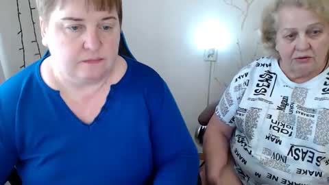 Snapshot of mommy99x chatting on March 2, 10:35 am Mommy99X online show from March 2, 10:35 am