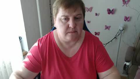 Snapshot of mommy99x chatting on March 7, 11:40 am Mommy99X online show from March 7, 11:40 am