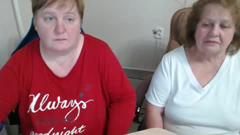 Snapshot of mommy99x chatting on January 31, 8:29 pm Mommy99X online show from January 31, 8:29 pm