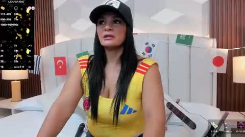 Snapshot of mommy_naughty_ chatting on June 27, 10:53 am Letty Smith online show from June 27, 10:53 am